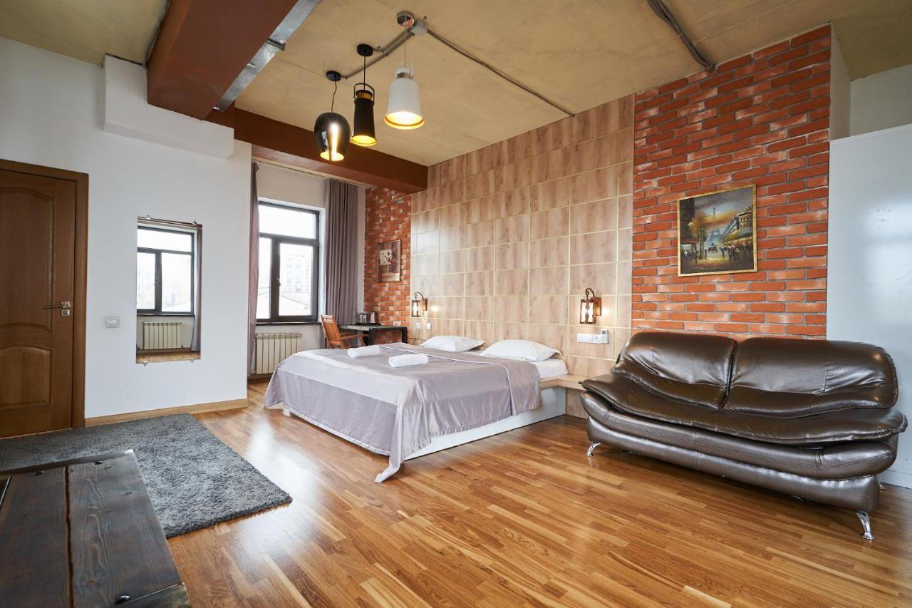 7 Days Hotel อัลมาตี ภายนอก รูปภาพ